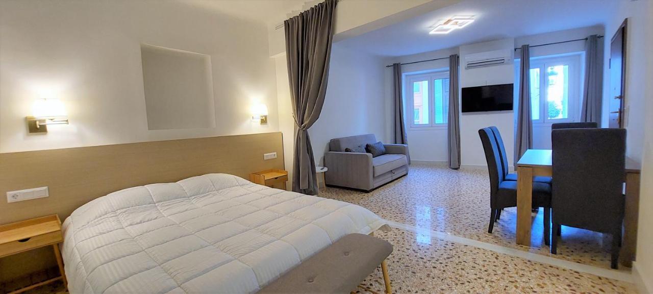 Athens Plaka Family Suites Extérieur photo