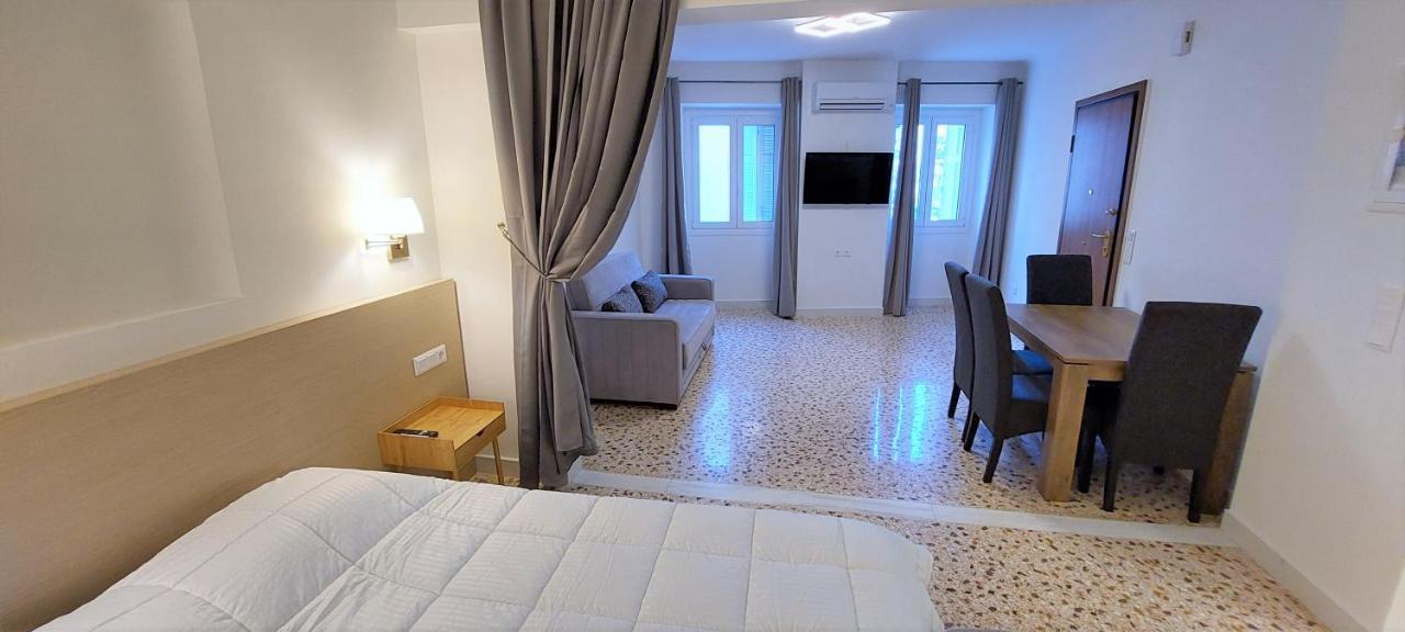 Athens Plaka Family Suites Extérieur photo